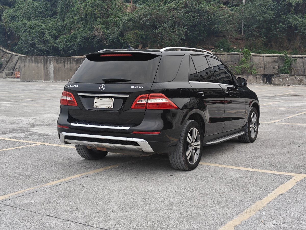 奔馳 奔馳M級(jí)  2015款 ML 350 CDI 4MATIC圖片