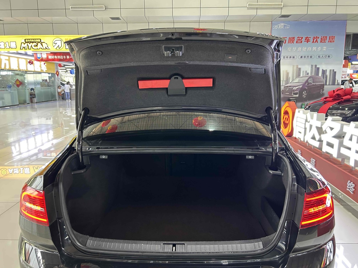 2019年1月大众 迈腾  2019款  330TSI DSG 豪华型 国VI