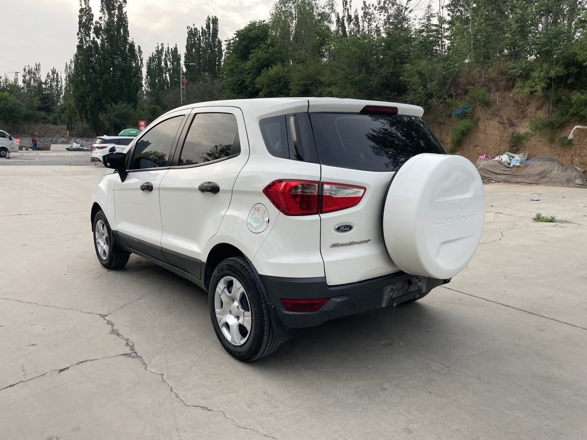 福特 翼搏  2013款 1.5L 手動(dòng)舒適型圖片