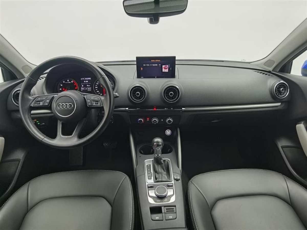 奧迪 奧迪A3  2019款 Sportback 35 TFSI 進(jìn)取型 國(guó)V圖片
