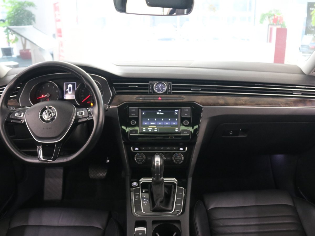 大眾 邁騰  2018款 330TSI DSG 豪華型圖片