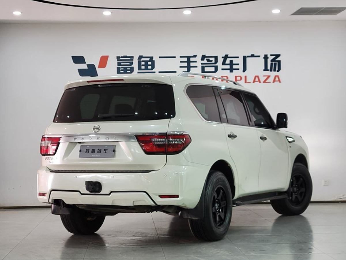 日產(chǎn) 途樂  2018款 5.6L 標(biāo)準(zhǔn)型圖片