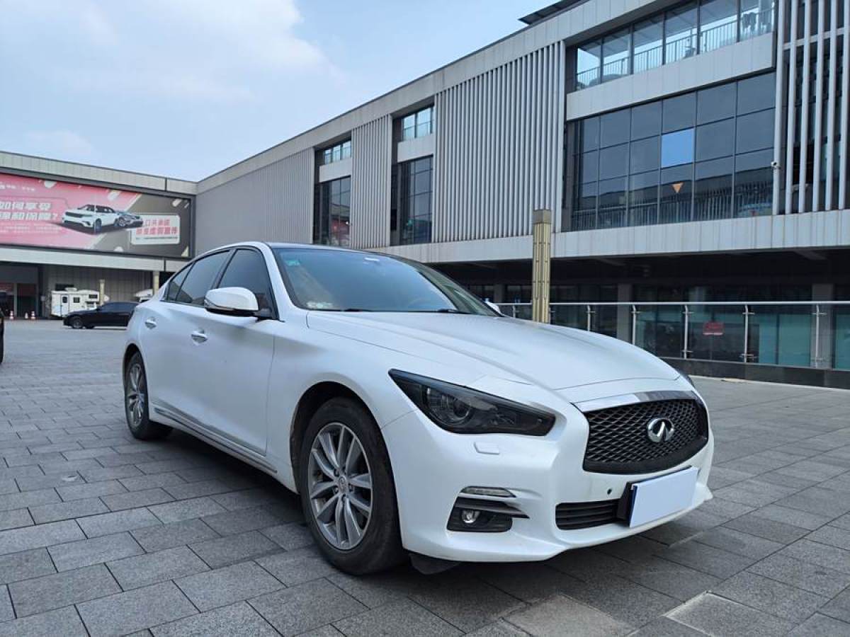 英菲尼迪 Q50L  2015款 2.0T 悅享版圖片