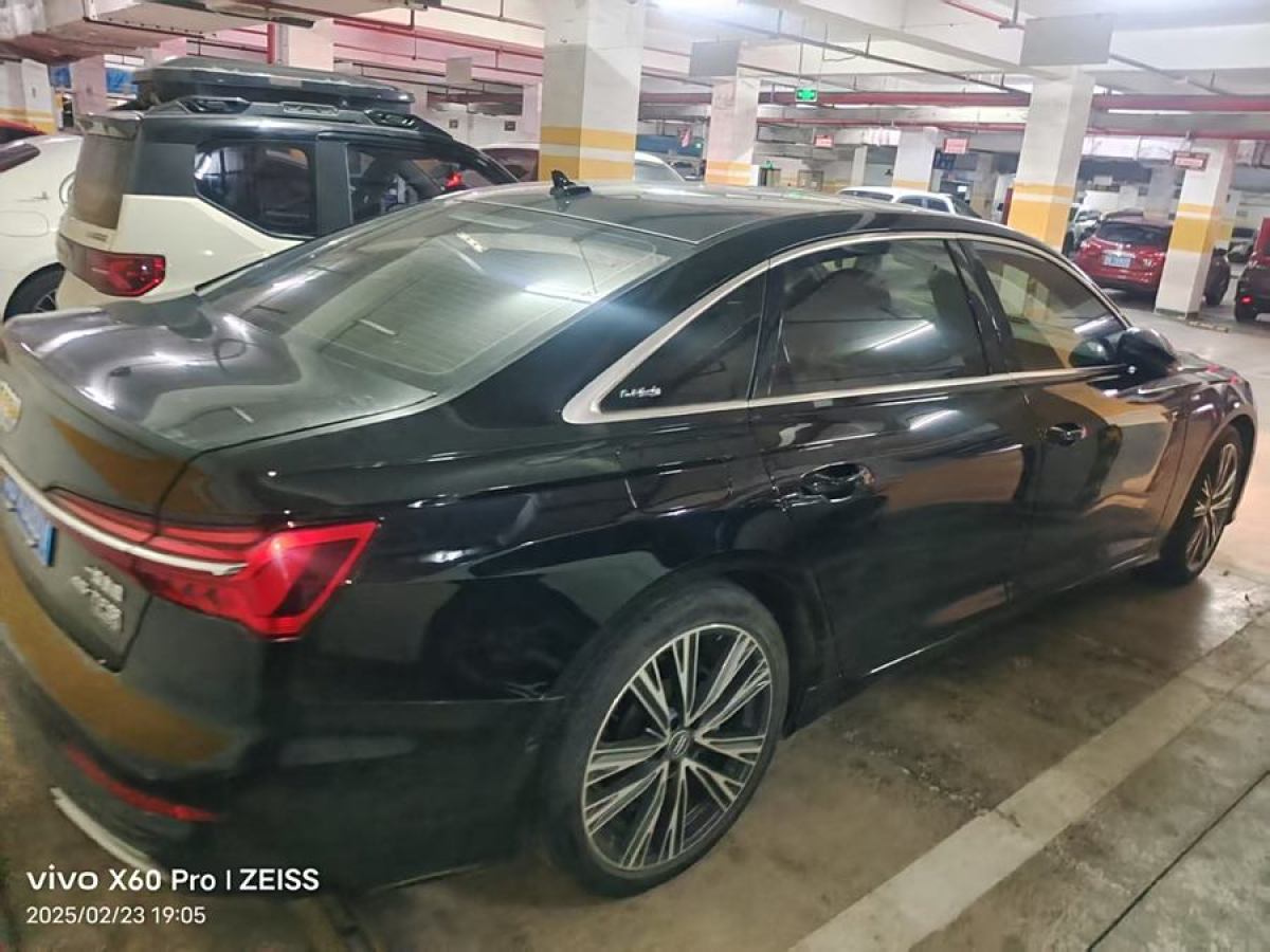 奧迪 奧迪A6L  2021款 45 TFSI quattro 臻選動(dòng)感型圖片