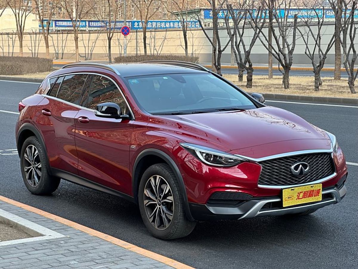 英菲尼迪 QX30  2017款 2.0T 四驅(qū)時(shí)尚版圖片