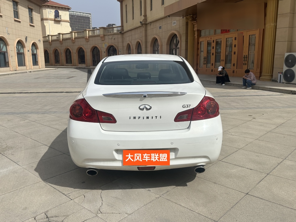 英菲尼迪 G系  2010款 G25 Sedan 豪華運(yùn)動(dòng)版圖片