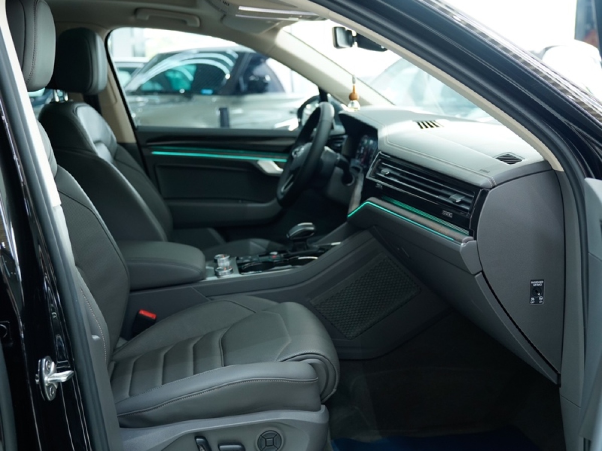 大眾 途銳  2022款 2.0TSI 銳尚版圖片
