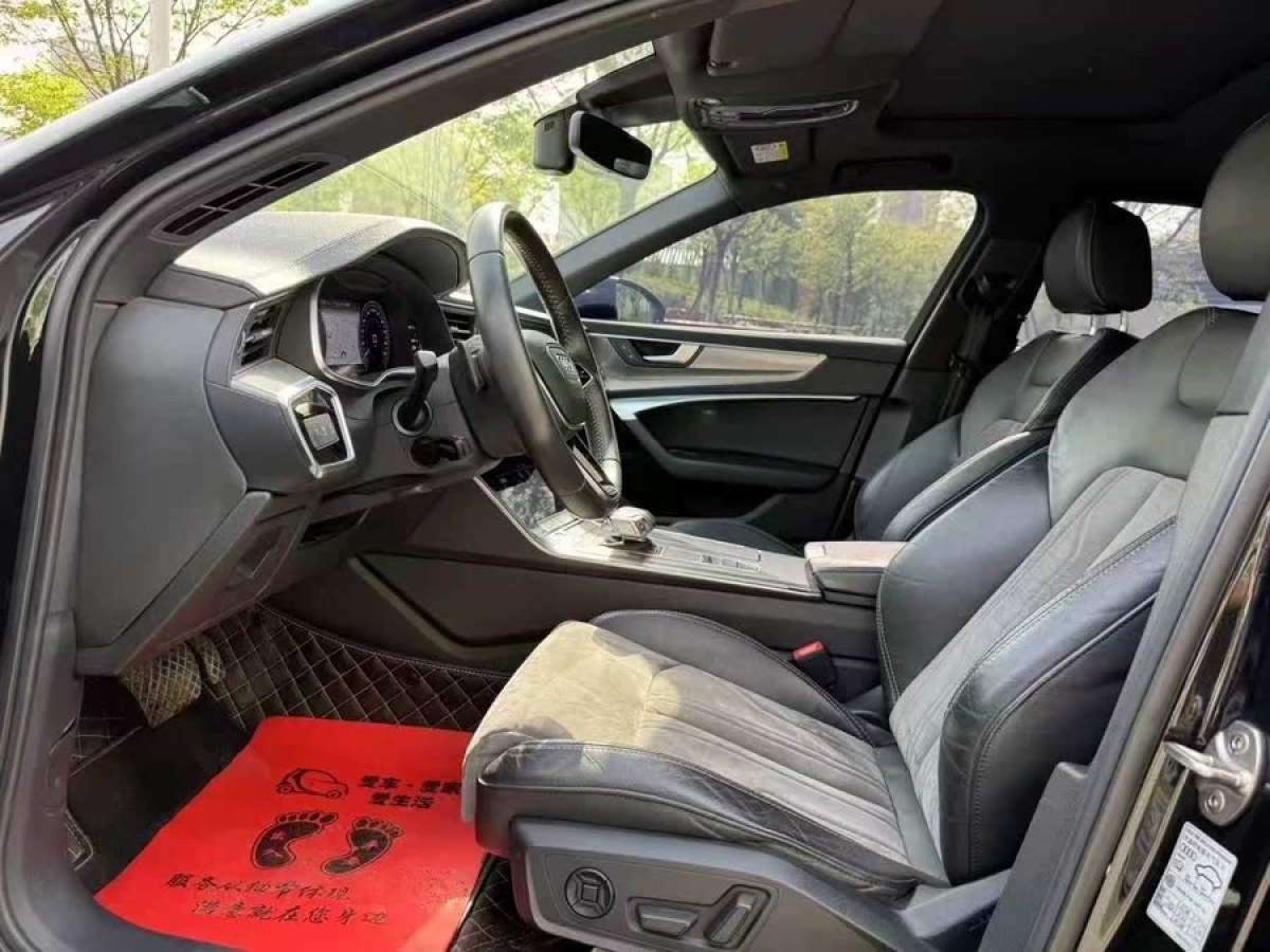 奧迪 奧迪A6L新能源  2020款 55 TFSI e quattro圖片