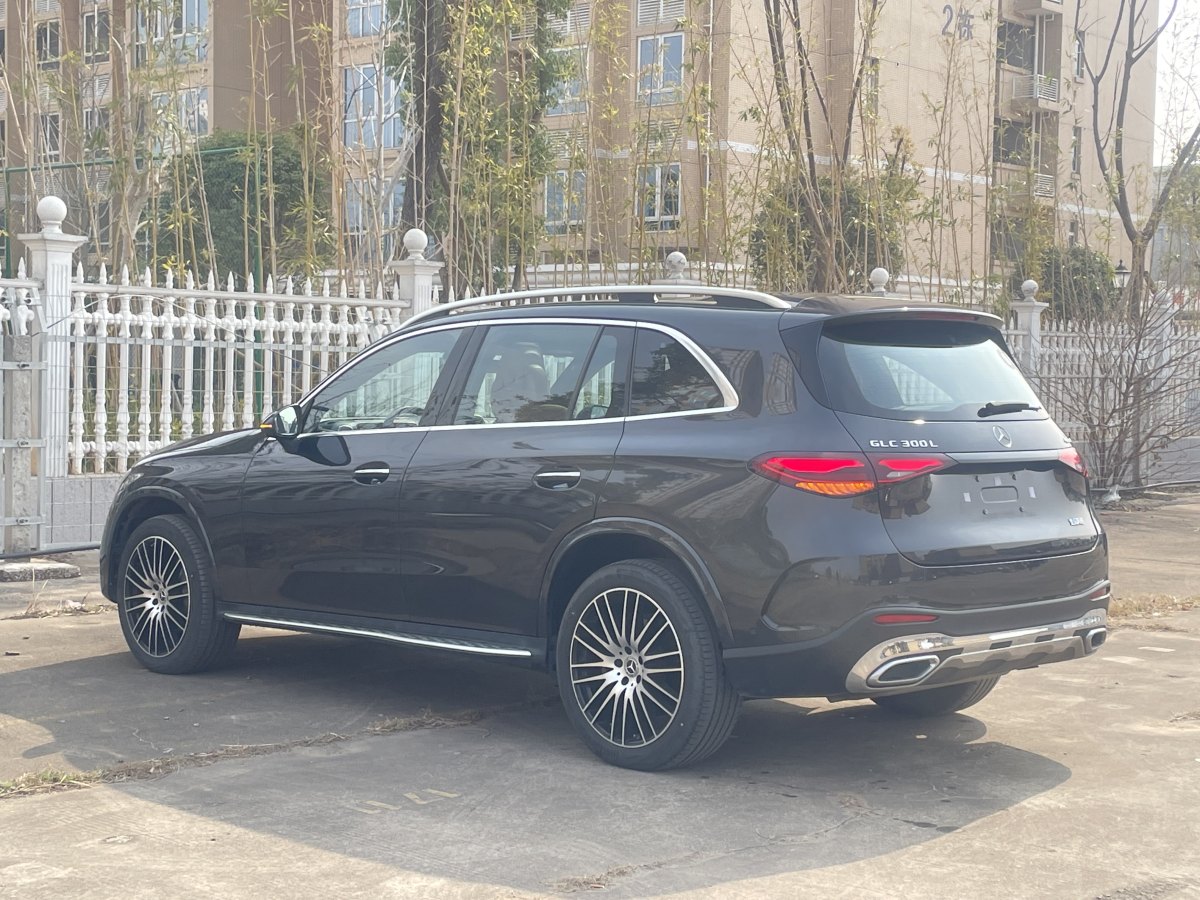 2023年5月奔馳 奔馳GLC  2024款 GLC 300 L 4MATIC 豪華型 7座