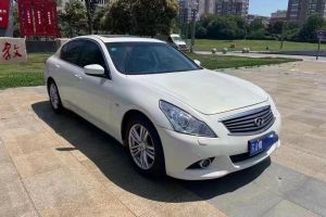 QX50 英菲尼迪 2.5 兩驅(qū)優(yōu)雅版