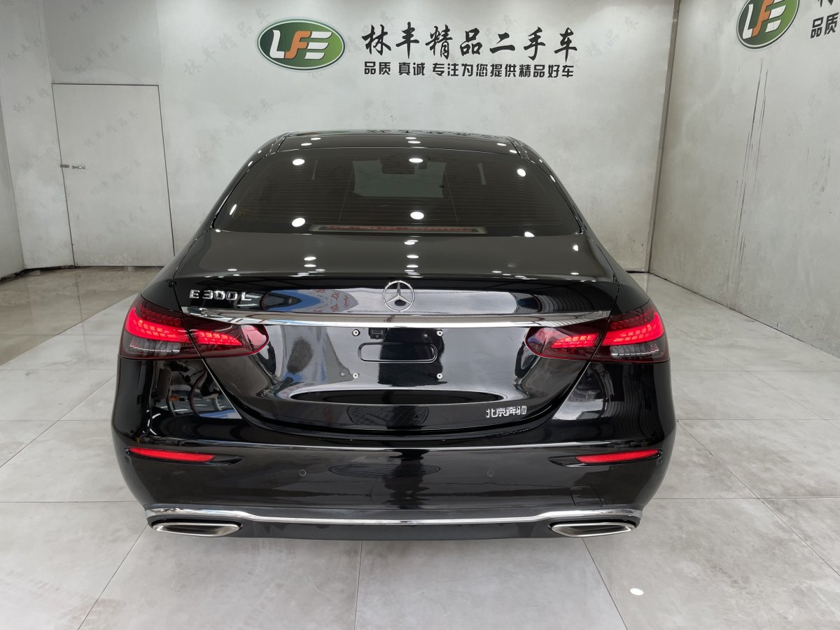 奔馳 奔馳E級(jí)  2021款 改款 E 300 L 尊貴型圖片