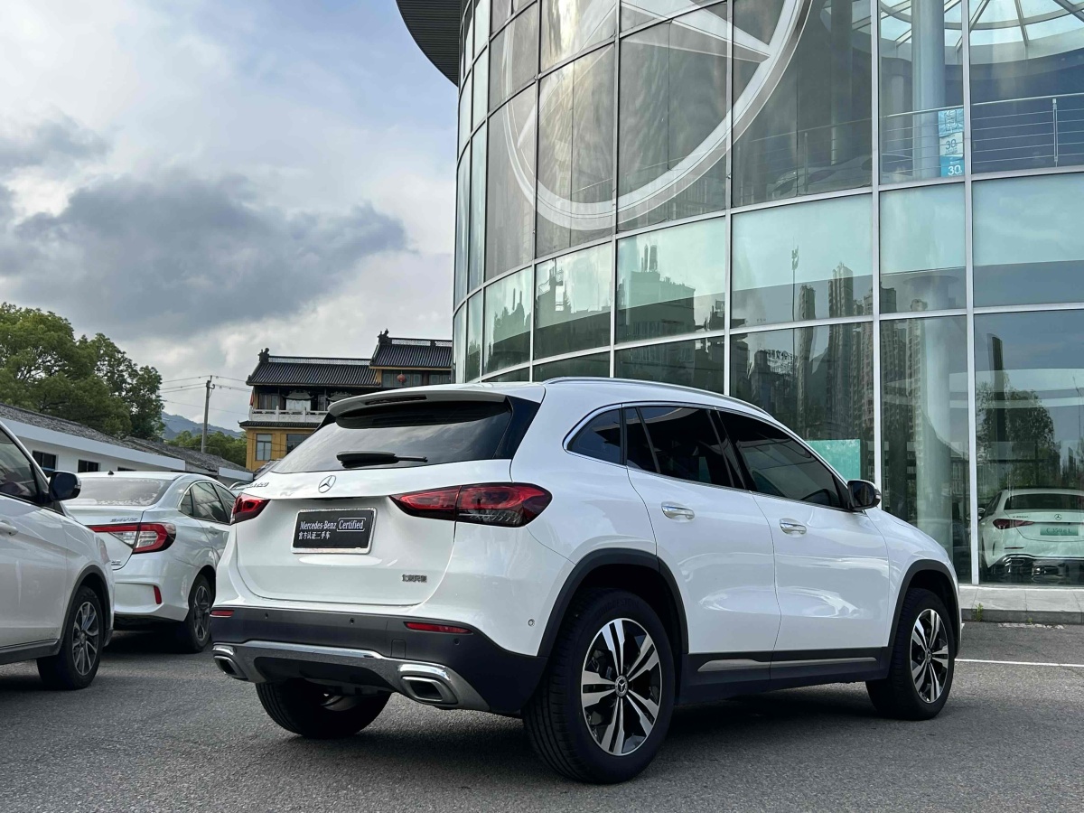 奔馳 奔馳GLA  2022款 GLA 220圖片
