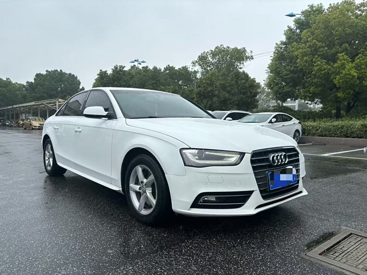 奥迪 奥迪A4L  2013款 35 TFSI 自动标准型图片