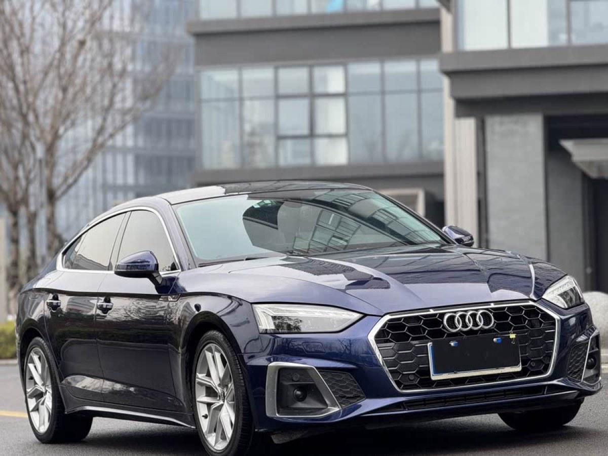 奧迪 奧迪A5  2023款 Sportback 40 TFSI 時(shí)尚動(dòng)感型圖片