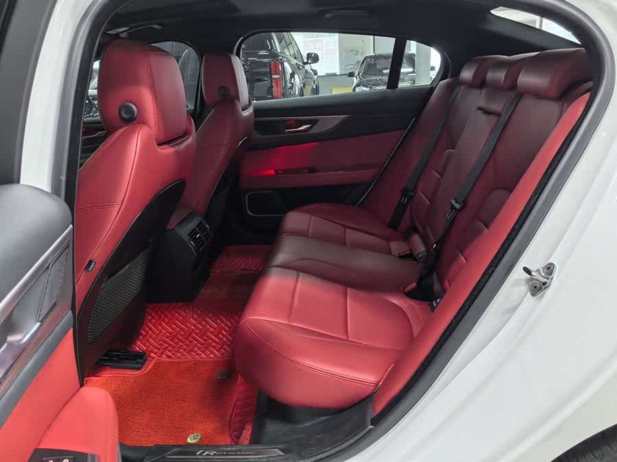 捷豹 XEL  2021款 2.0T 250PS R-DYNAMIC S進(jìn)取運(yùn)動(dòng)版圖片