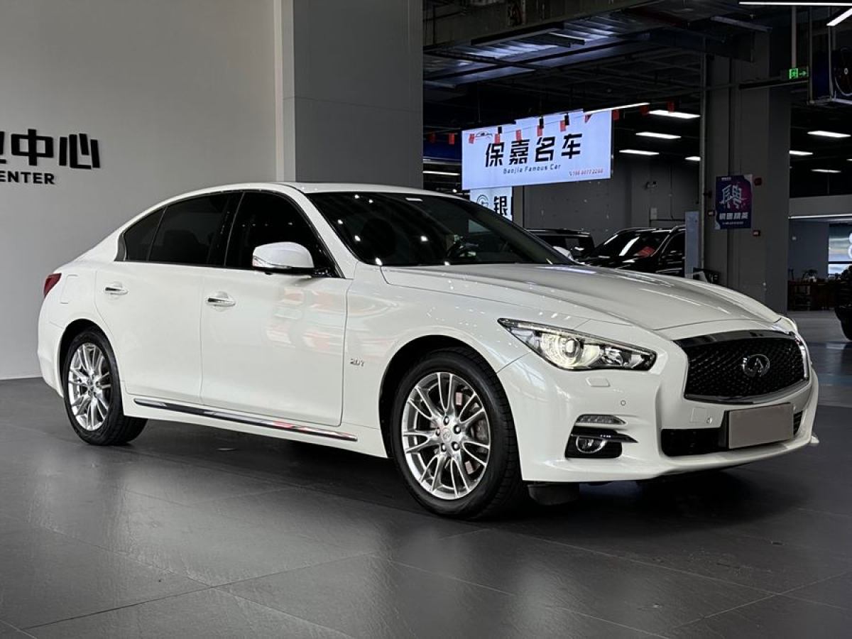 2015年12月英菲尼迪 Q50L  2016款 2.0T 進(jìn)取版