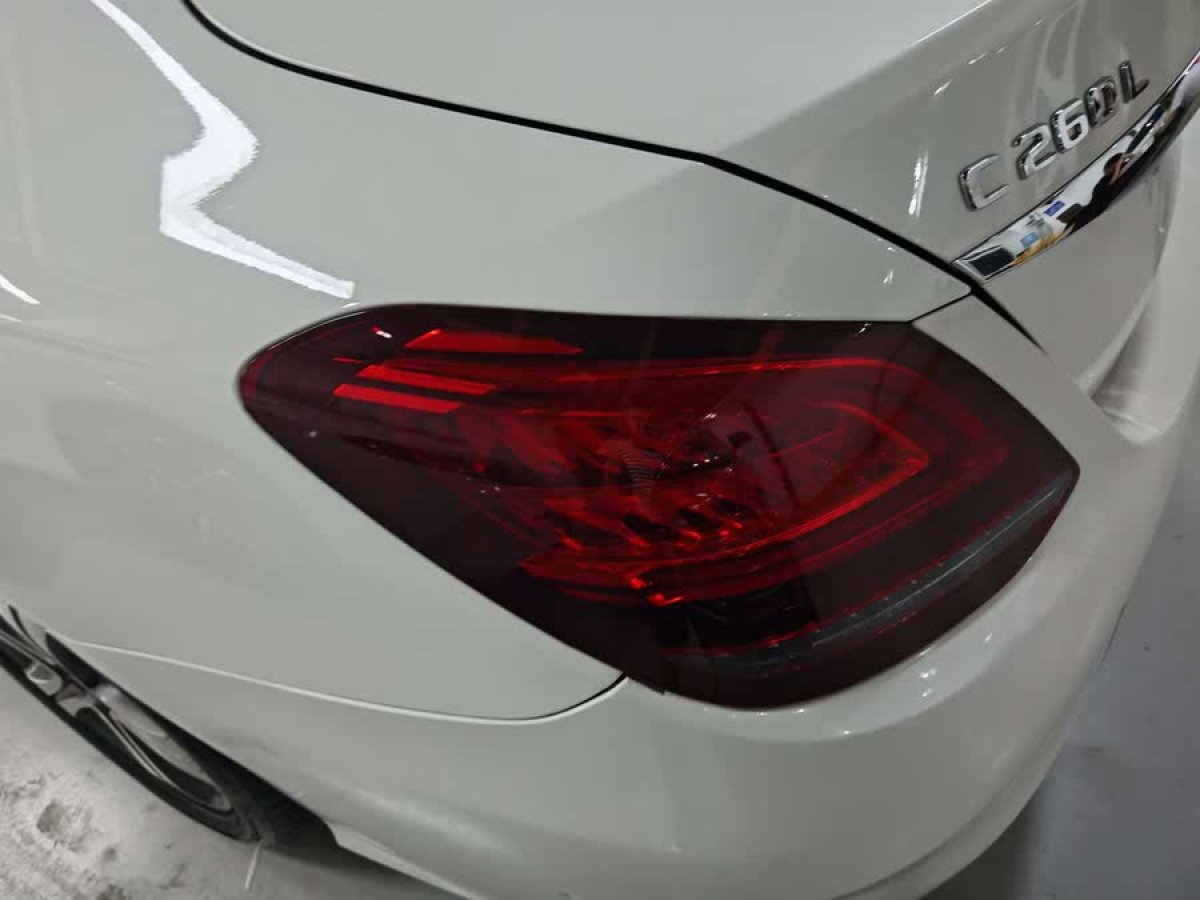 奔馳 奔馳C級  2020款 改款 C 260 L 運動版圖片