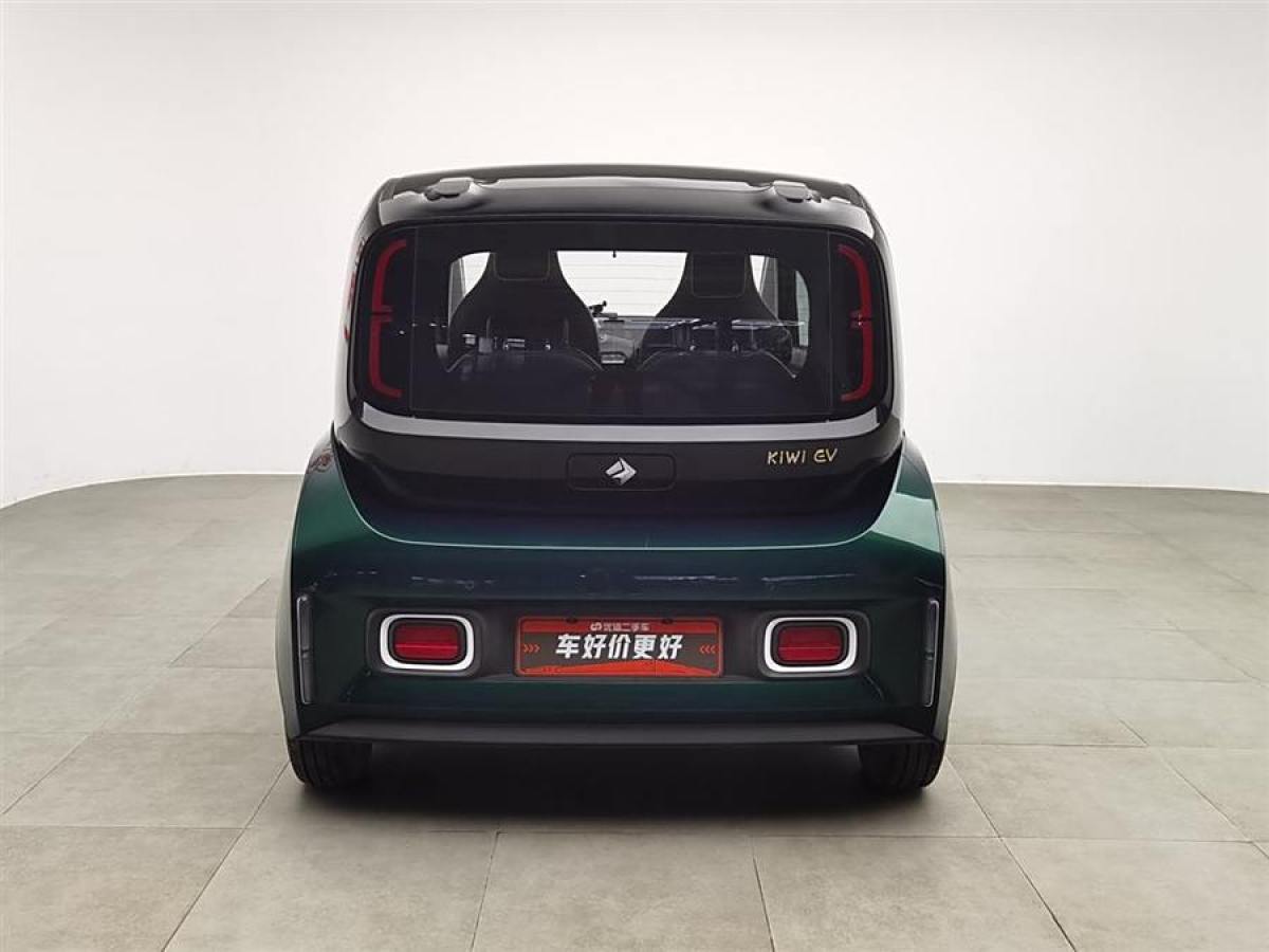 寶駿 寶駿KiWi EV  2021款 藝術(shù)家 三元鋰圖片