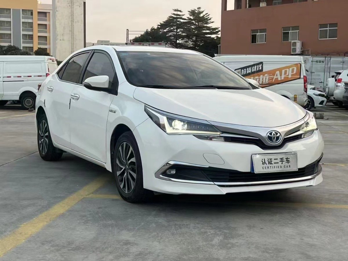 豐田 卡羅拉  2017款 改款雙擎 1.8L E-CVT領(lǐng)先版圖片