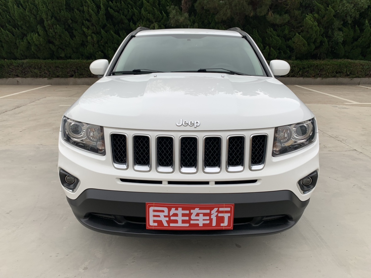 jeep 指南者  2014款 改款 24l 四驱舒适版图片