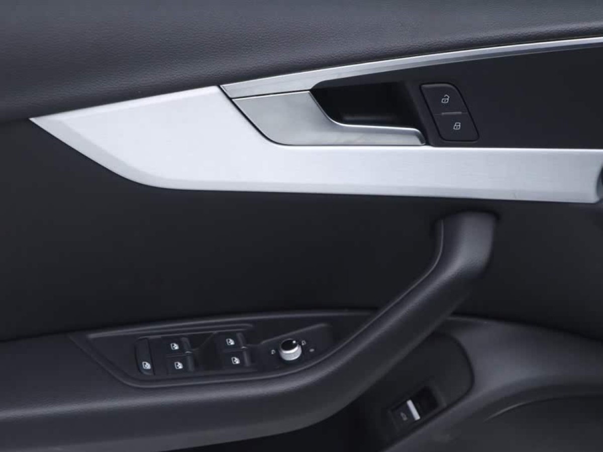 奧迪 奧迪A4L  2020款 40 TFSI 時尚動感型圖片