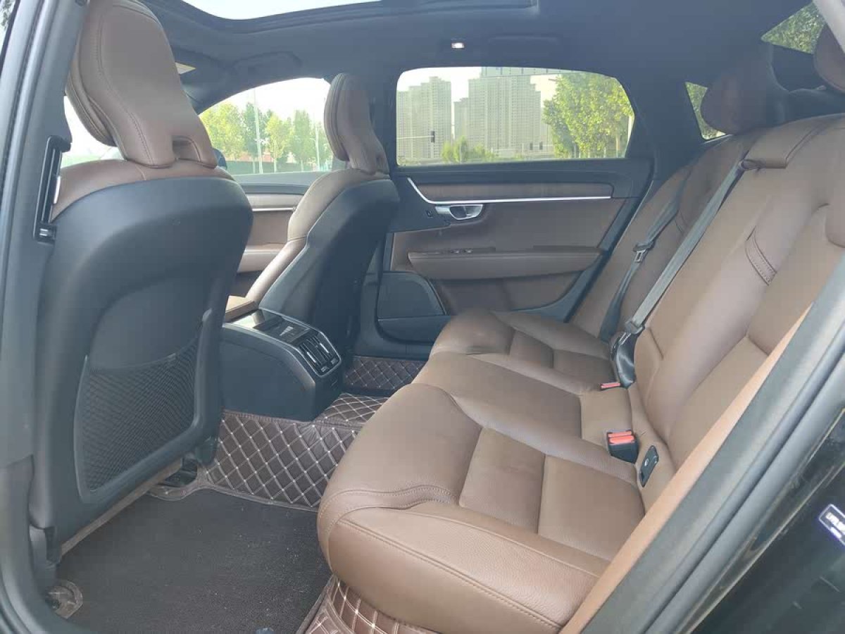 沃爾沃 S90  2023款 B5 智遠(yuǎn)豪華版圖片