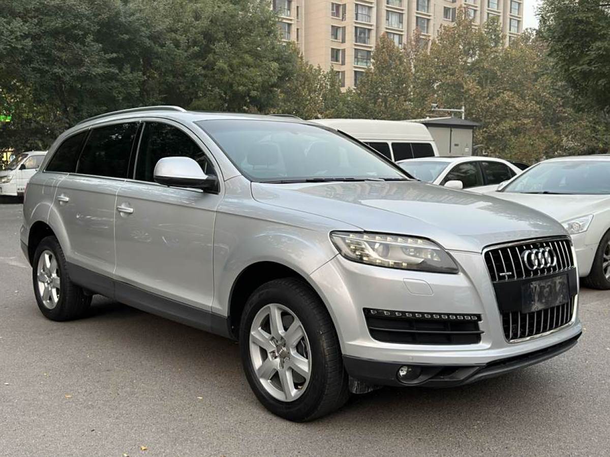 奧迪 奧迪Q7  2013款 35 TFSI 技術(shù)型圖片