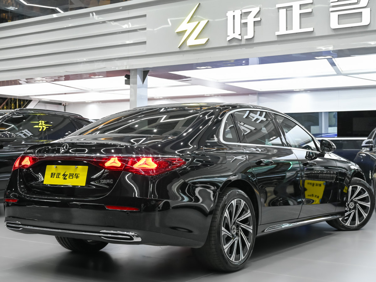 奔馳 奔馳E級  2024款 E 300 L 豪華型圖片