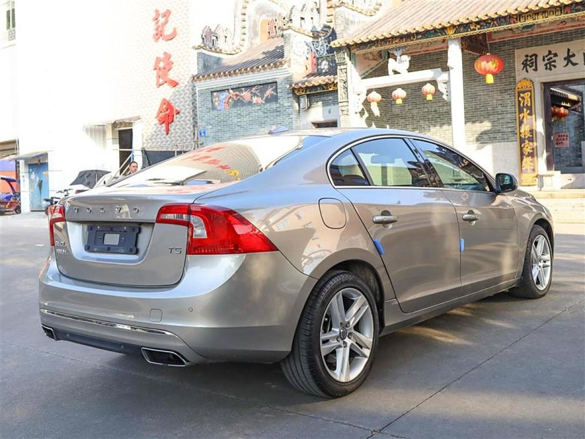 沃爾沃 S60  2016款 S60L 2.0T T5 智馭版圖片