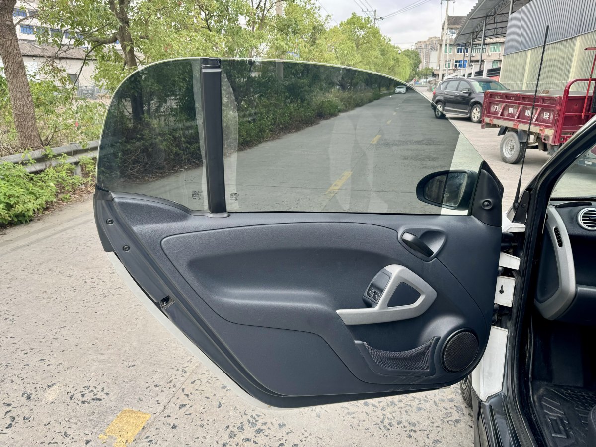 smart fortwo  2013款 1.0 MHD 硬頂城市游俠特別版圖片