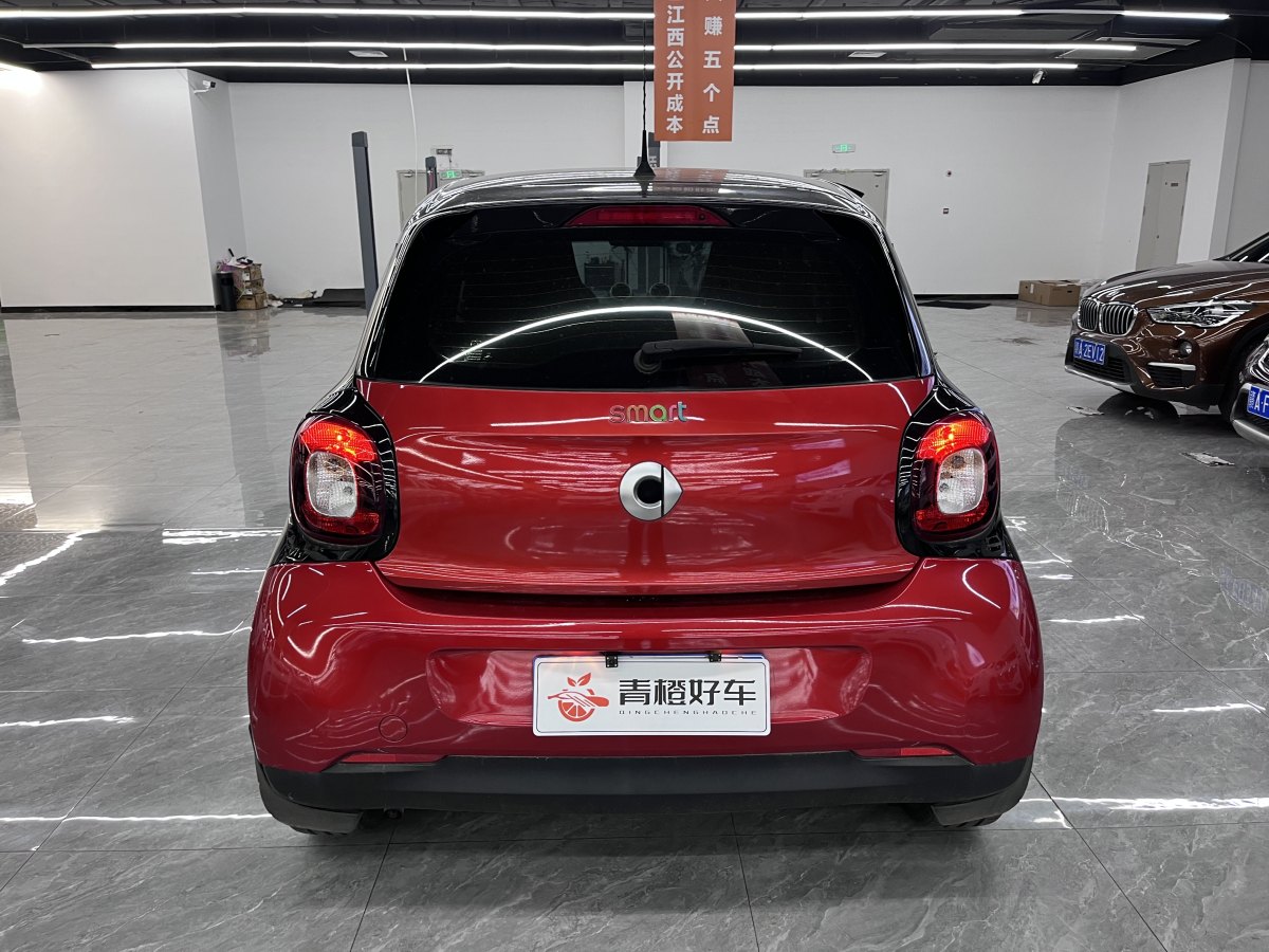 smart forfour  2016款 1.0L 52千瓦靈動版圖片