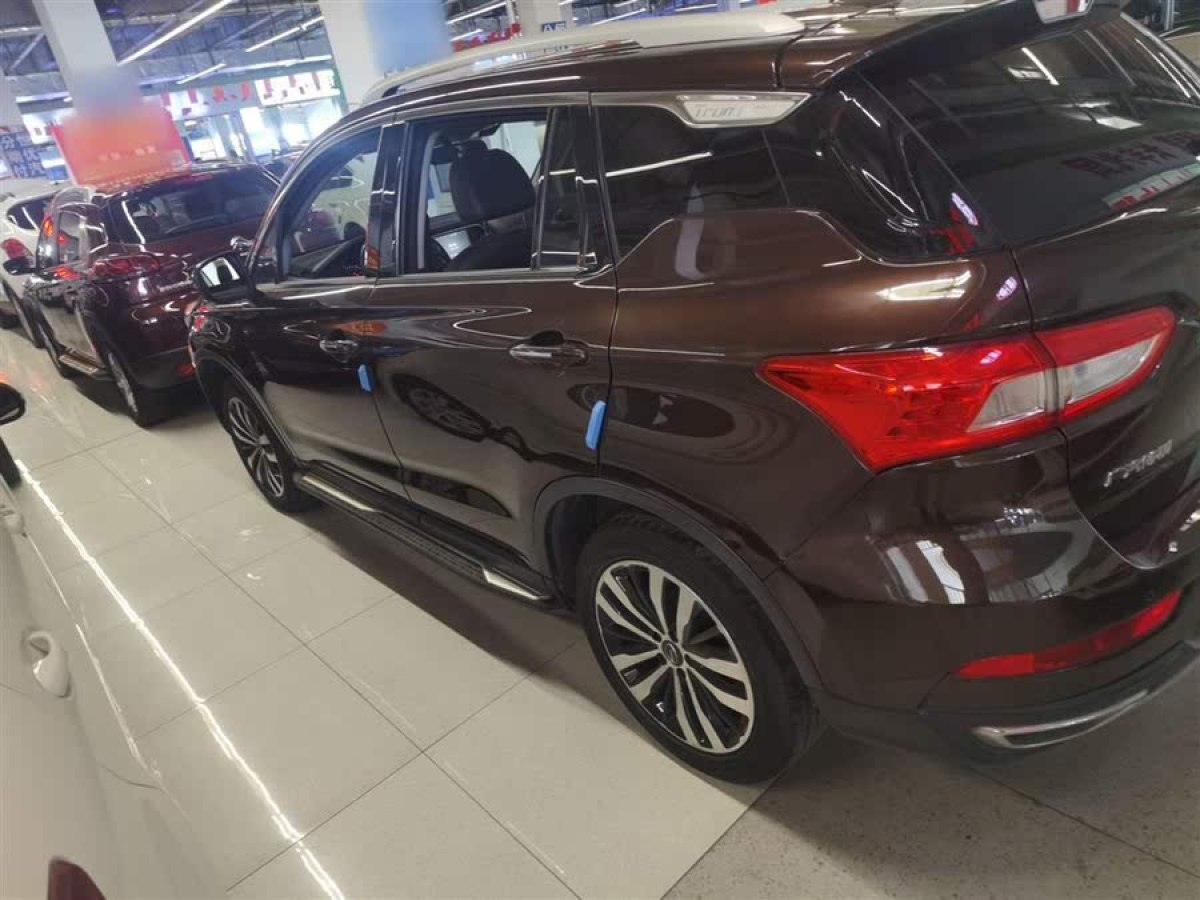 廣汽傳祺 GS4  2017款 200T G-DCT兩驅(qū)豪華版圖片