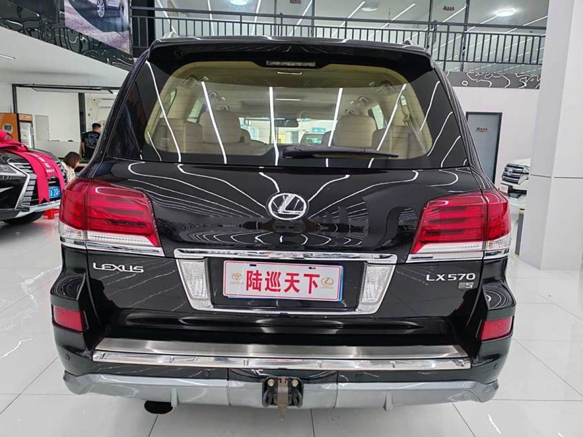 2016年6月雷克薩斯 LX  2015款 LX570 中東版