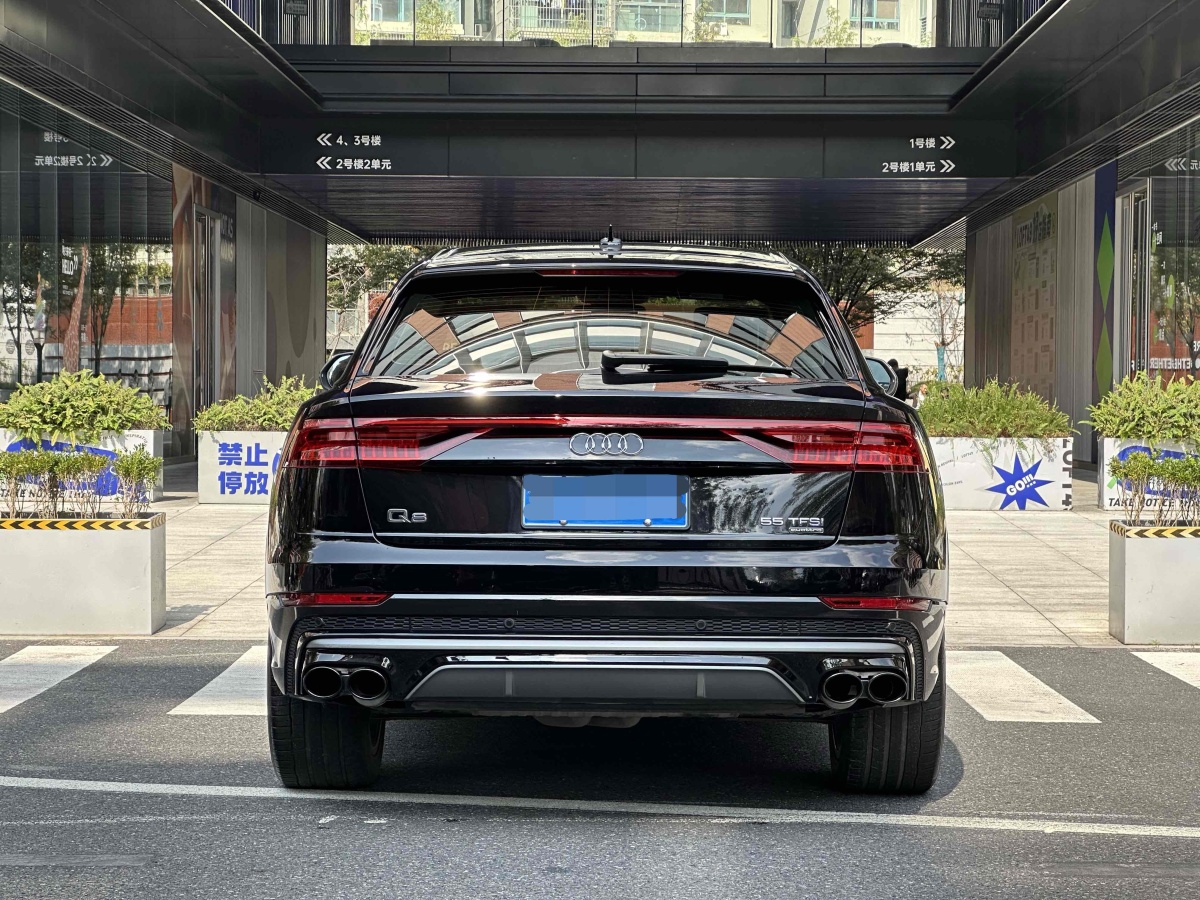 2020年7月奧迪 奧迪Q8  2023款 55 TFSI 臻選動感型