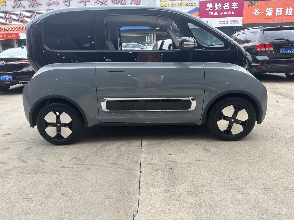 2024年4月寶駿 寶駿KiWi EV  2023款 智潮版 磷酸鐵鋰