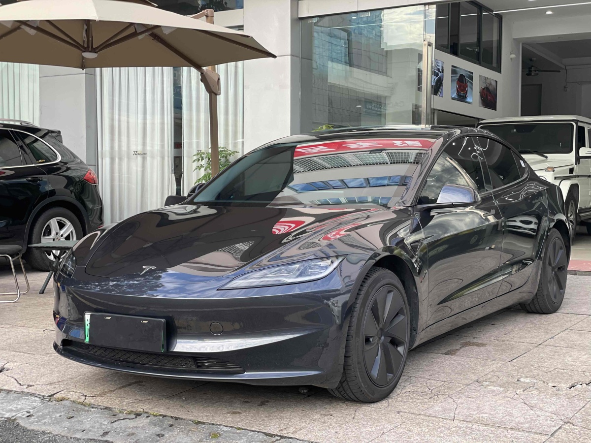 特斯拉 Model 3  2023款 煥新版 后輪驅(qū)動(dòng)圖片