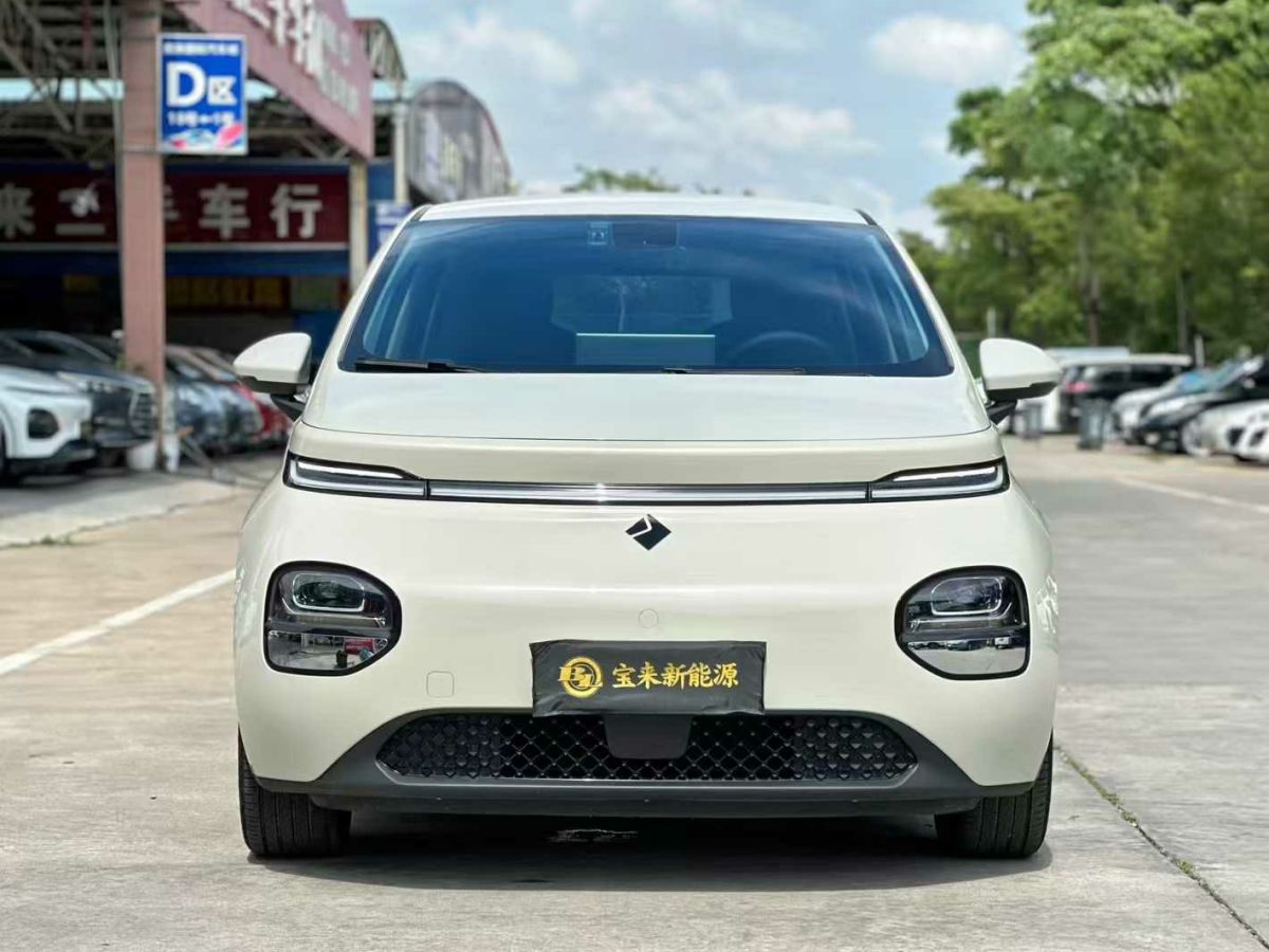 寶駿 寶駿云海  2024款 140km 插混版圖片