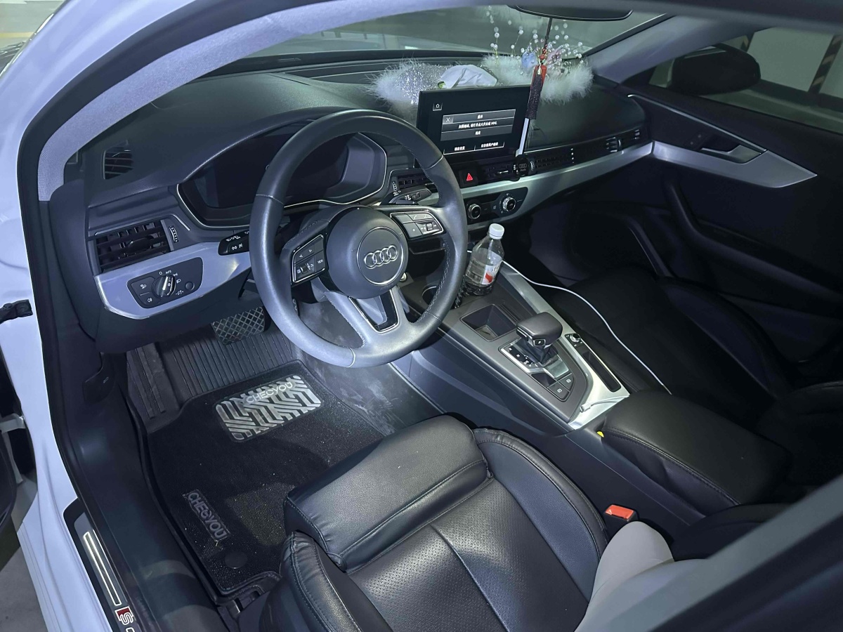 奧迪 奧迪A4L  2022款 40 TFSI 時尚動感型圖片
