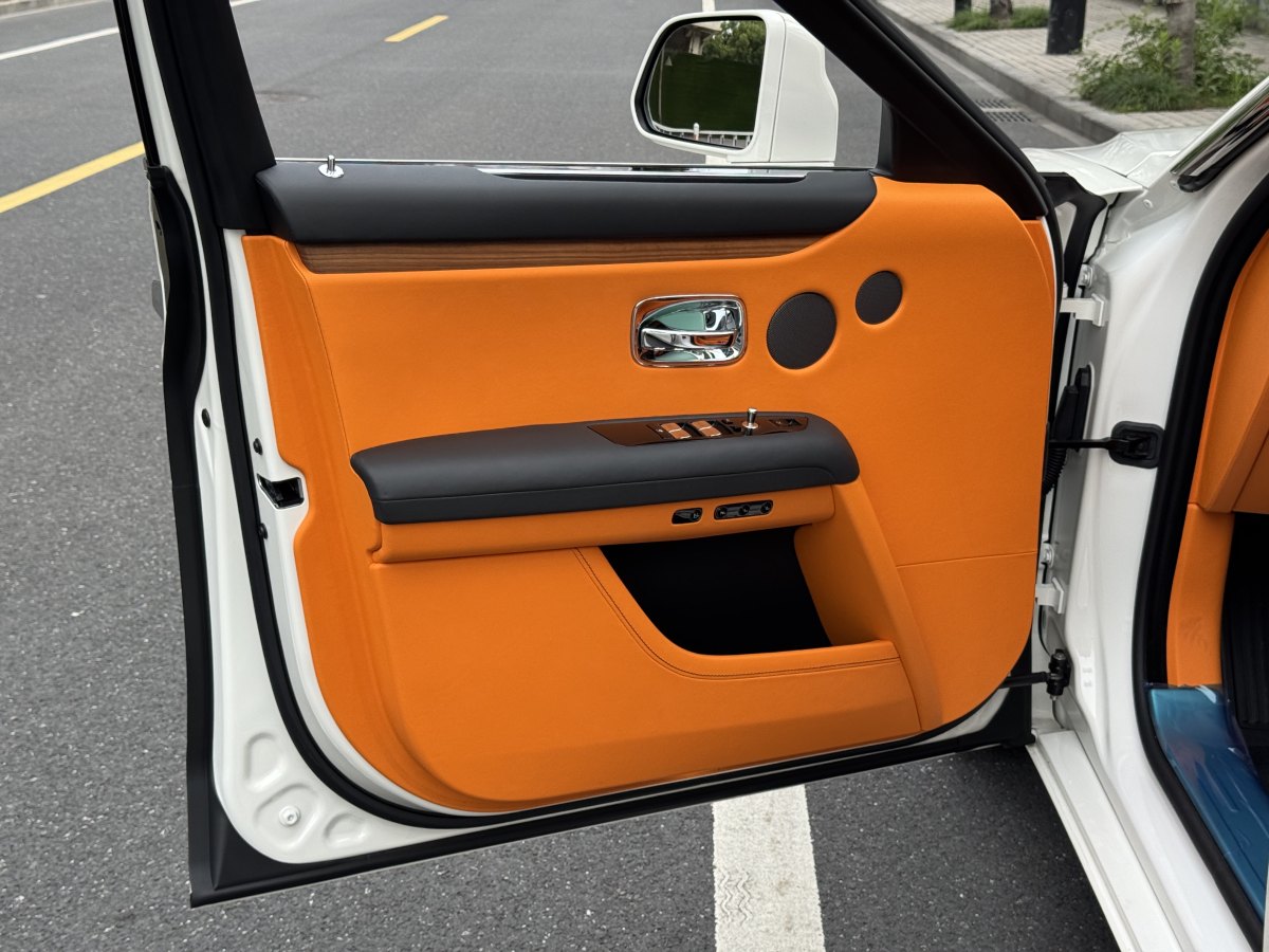 勞斯萊斯 古思特  2021款 6.7T 長(zhǎng)軸距版圖片