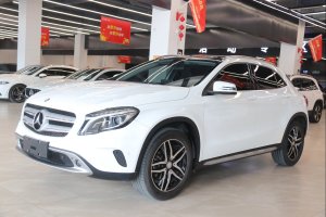 奔馳GLA 奔馳 GLA 220 4MATIC 時(shí)尚型