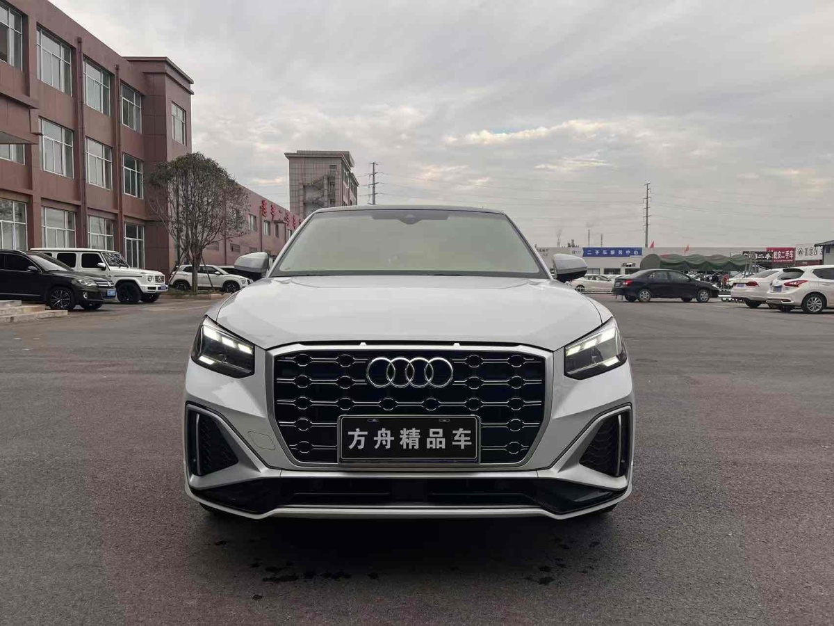 奧迪 奧迪Q2L  2022款 35 TFSI 進(jìn)取致雅型圖片