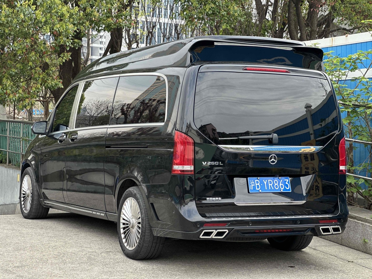 奔馳 V級(jí)  2021款 V 260 L 長(zhǎng)軸距尊貴版圖片