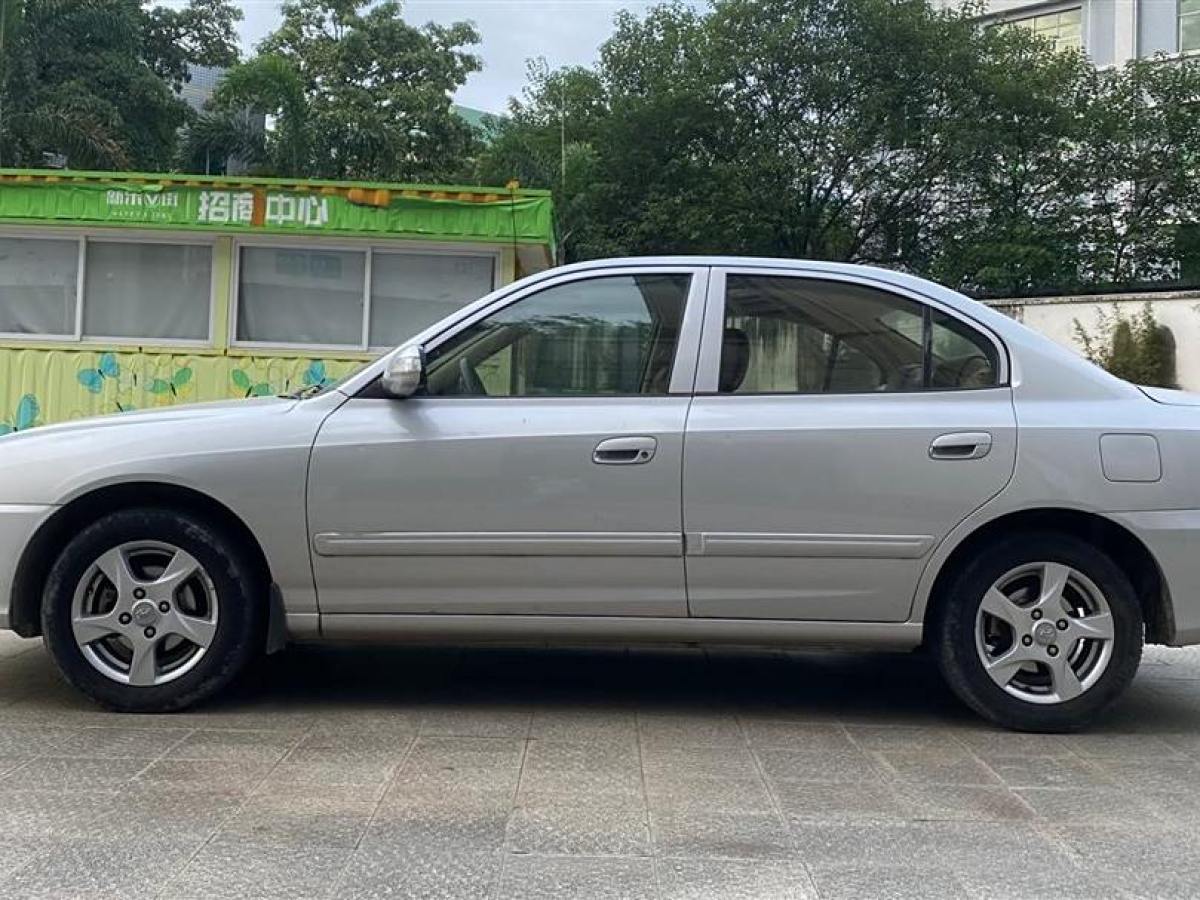 現(xiàn)代 伊蘭特  2011款 1.6L 手動(dòng)舒適型圖片