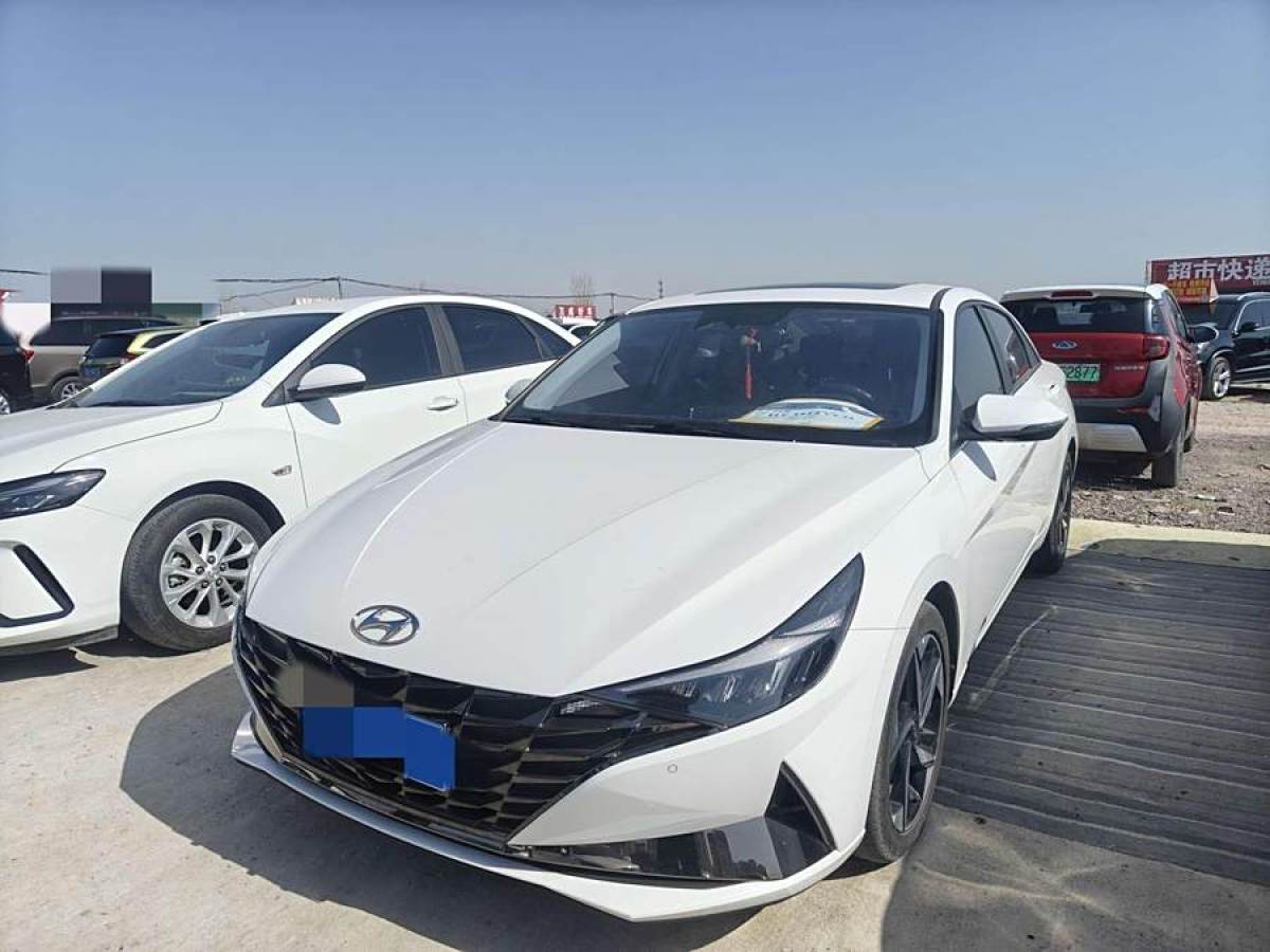 2023年3月現(xiàn)代 伊蘭特  2023款 1.5L CVT LUX尊貴版