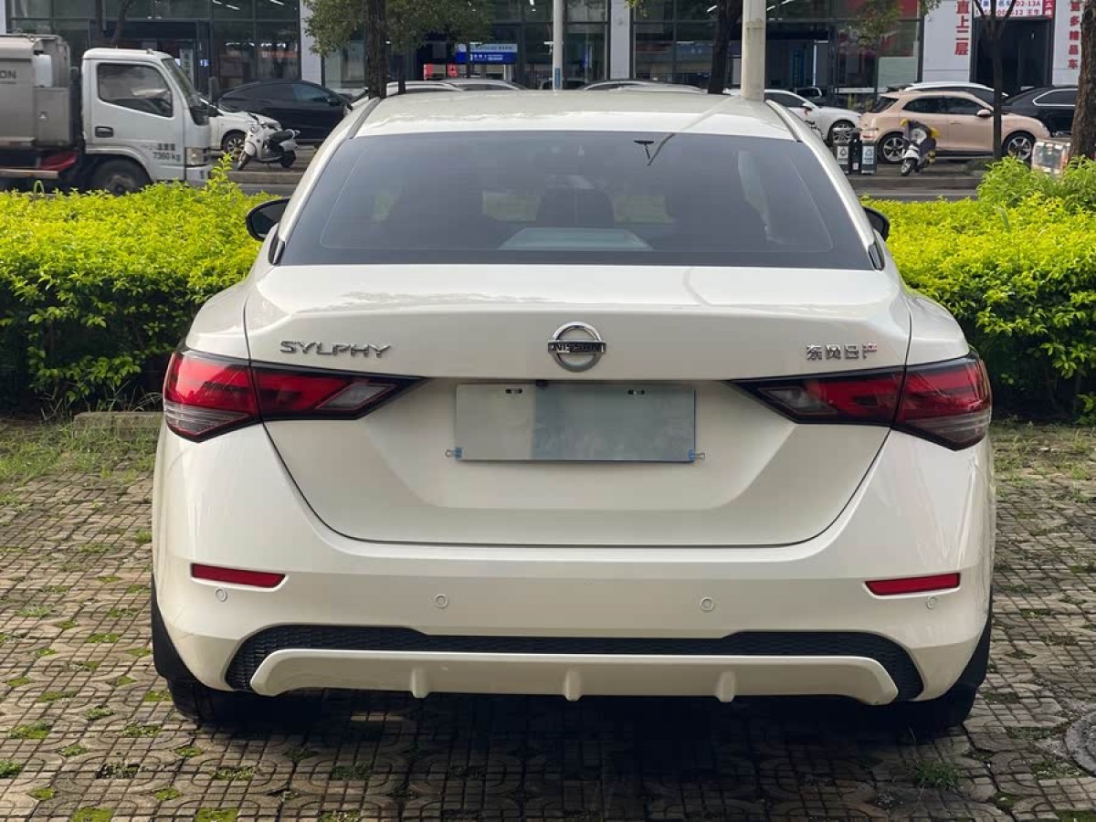 日產(chǎn) 軒逸  2021款 1.6L XL CVT悅享版圖片