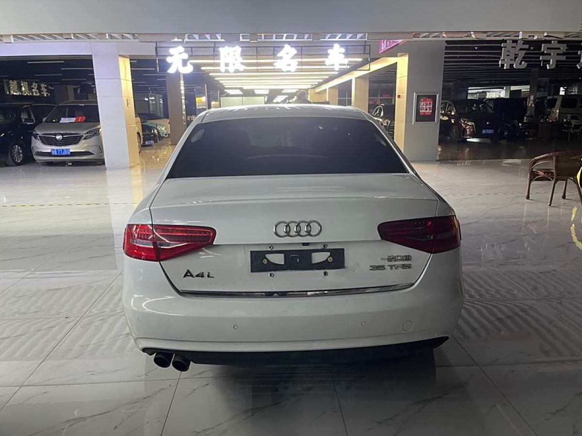 奧迪 奧迪A4L  2015款 35 TFSI 自動標(biāo)準(zhǔn)型圖片