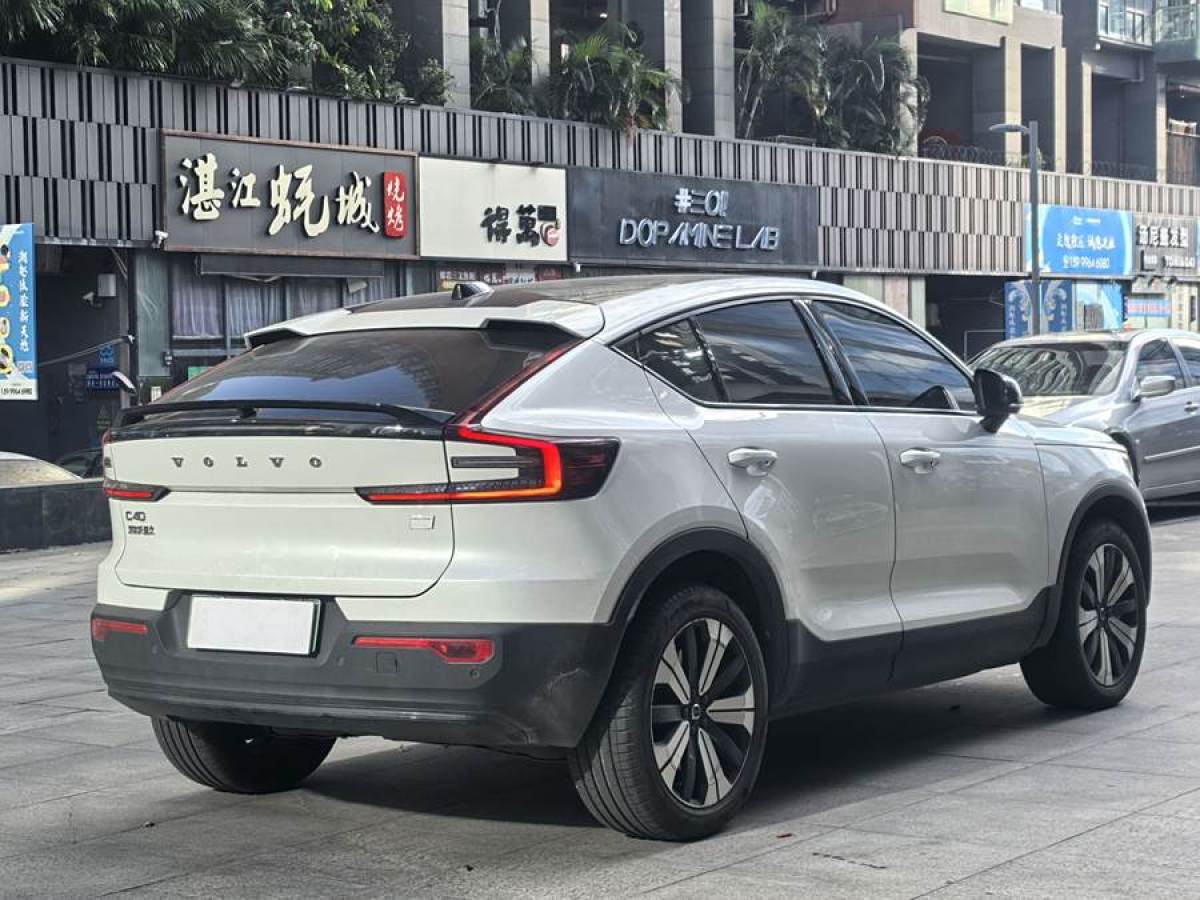 沃爾沃 沃爾沃XC40新能源  2024款 長(zhǎng)續(xù)航版圖片