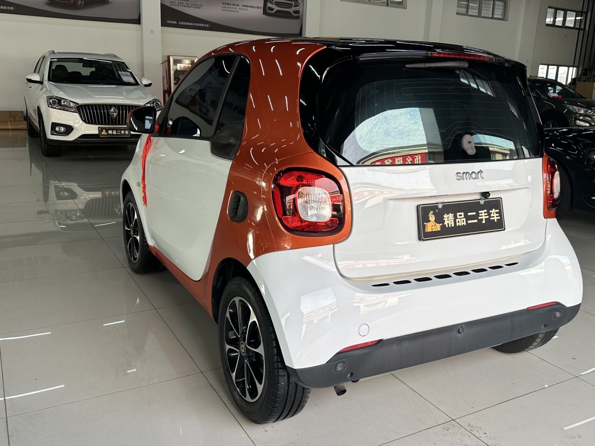 smart fortwo  2015款 1.0L 52千瓦硬頂激情版圖片