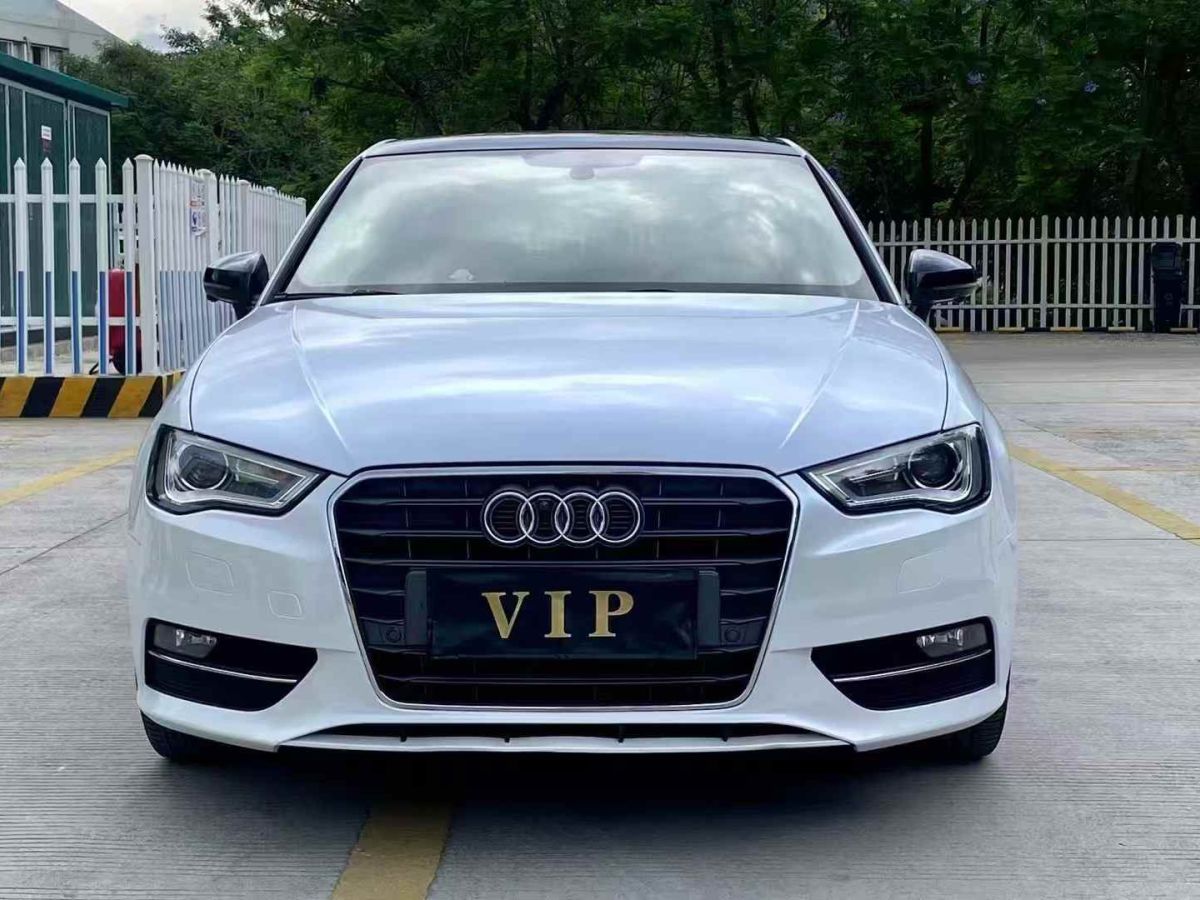 奧迪 奧迪A3  2015款 A3 1.4TFSI 35TFSI 百萬(wàn)紀(jì)念智領(lǐng)型圖片