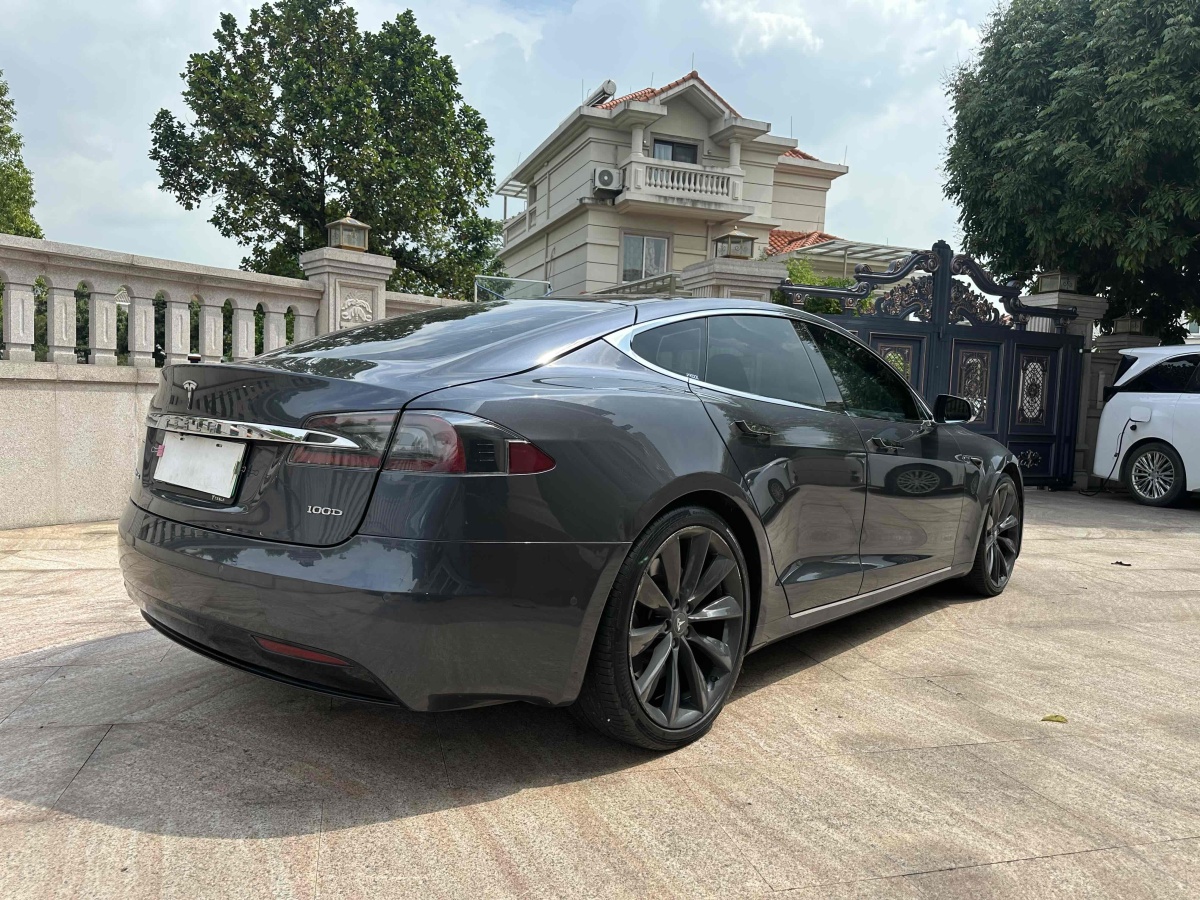 特斯拉 Model S  2017款 Model S 100D 長(zhǎng)續(xù)航版圖片